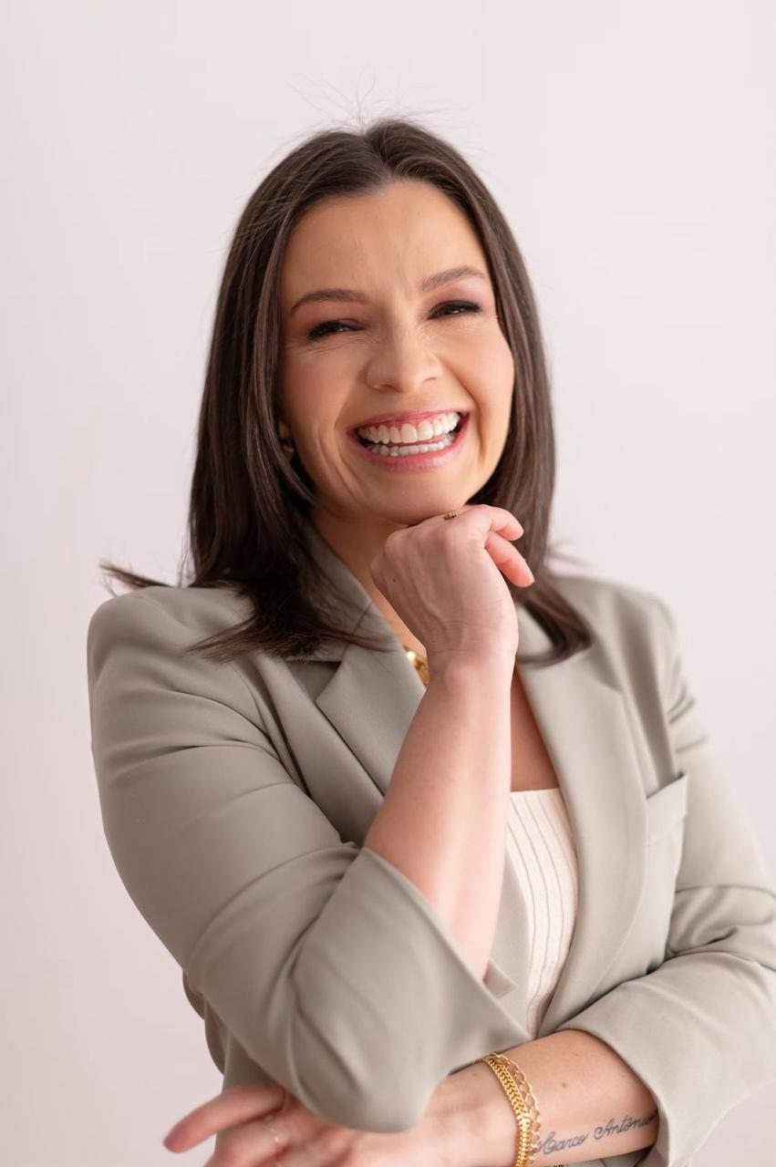 Juliana Parlow, fisioterapeuta dermatofuncional
